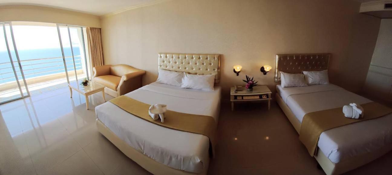 Adriatic Palace Hotel Pattaya Exterior foto