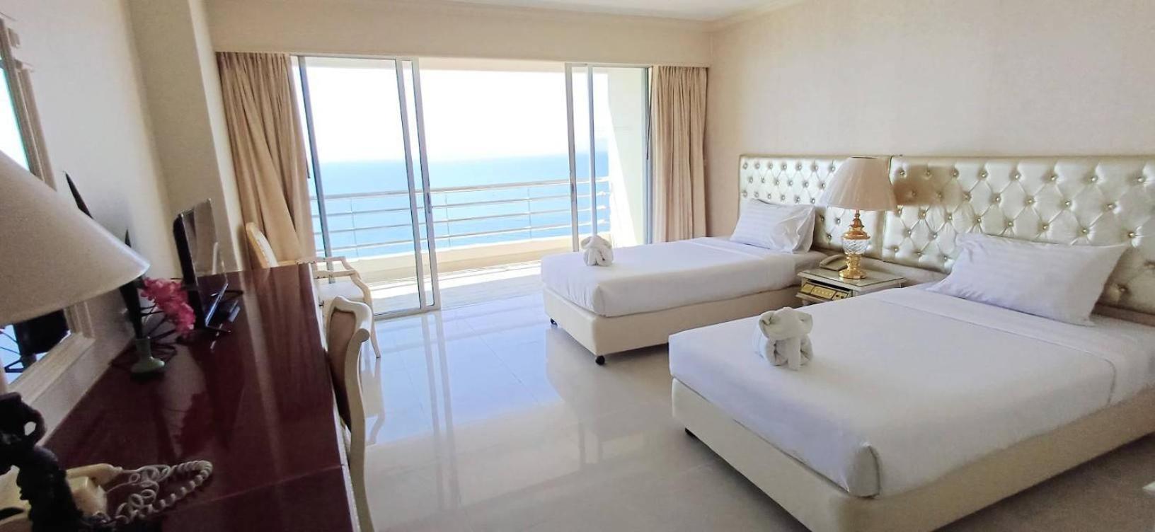 Adriatic Palace Hotel Pattaya Exterior foto