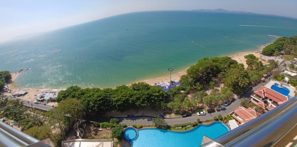 Adriatic Palace Hotel Pattaya Exterior foto
