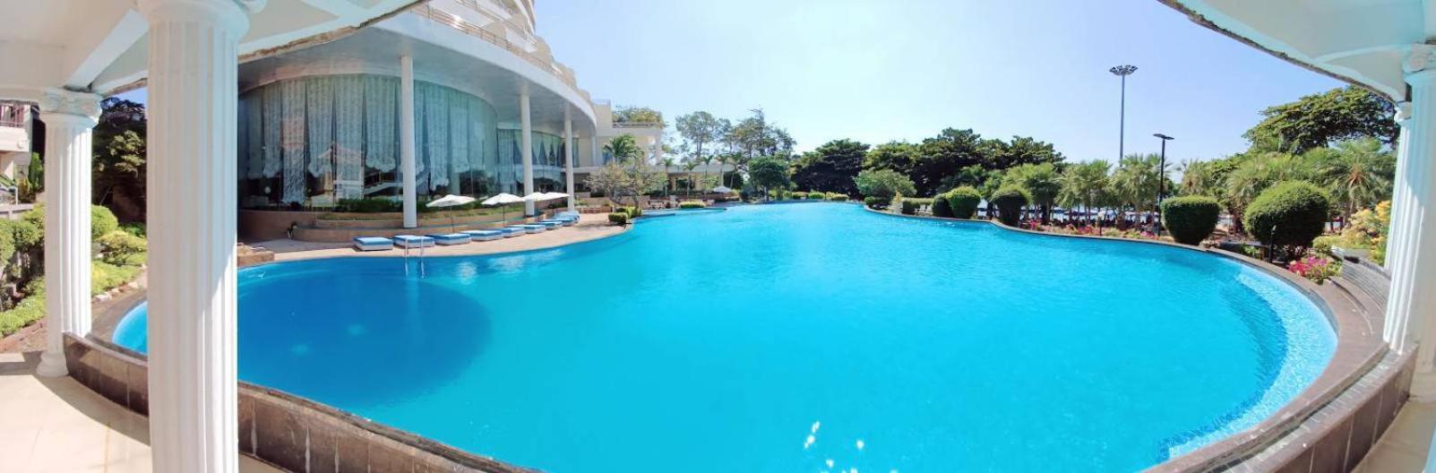 Adriatic Palace Hotel Pattaya Exterior foto