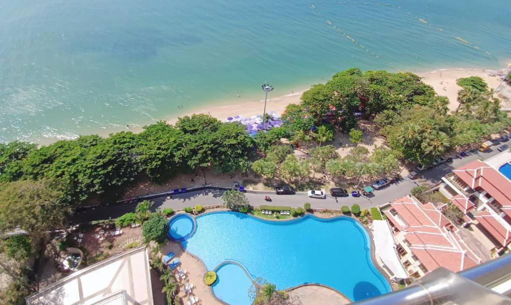 Adriatic Palace Hotel Pattaya Exterior foto
