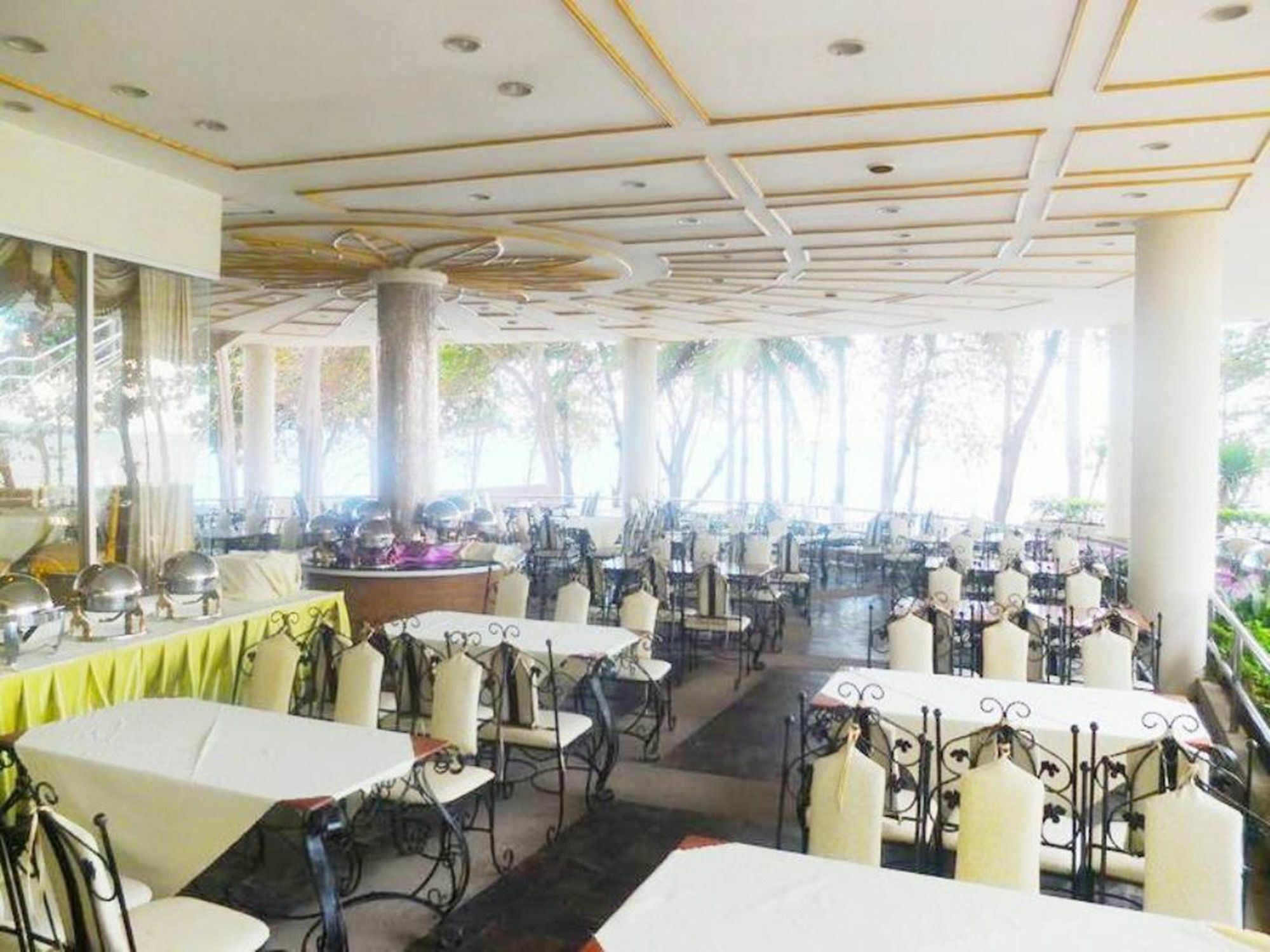 Adriatic Palace Hotel Pattaya Exterior foto